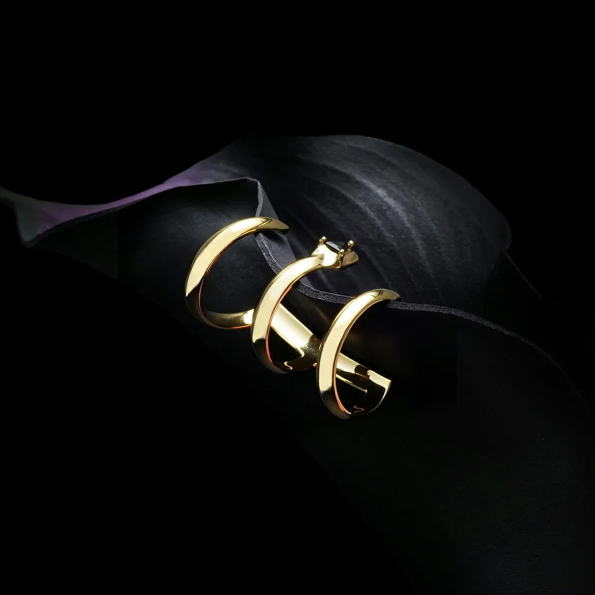 TWIN FANG EAR CUFFS
