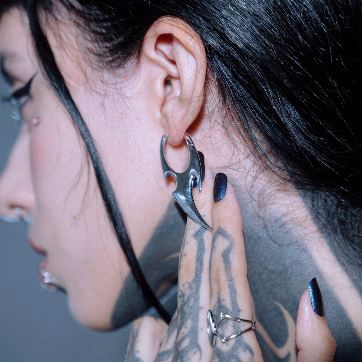 BLADE ARC EARRINGS