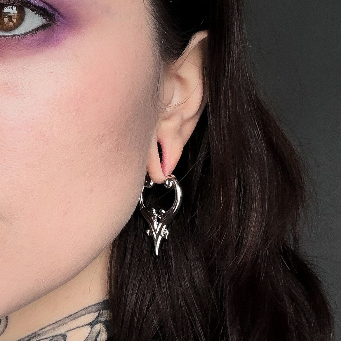 MYSTIC CREST EARRINGS