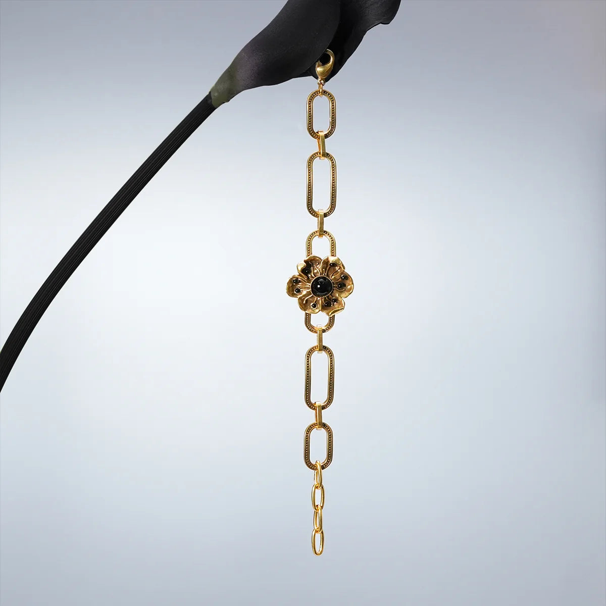 BOUND BLOOM BRACELET