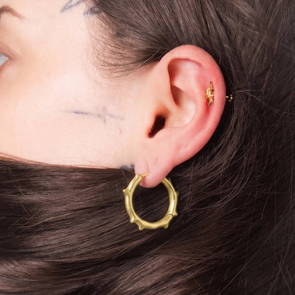 BRAMBLE LEAF FLATBACK STUD