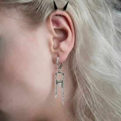 CHIC GUILLOTINE EARRINGS (925 SILVER)