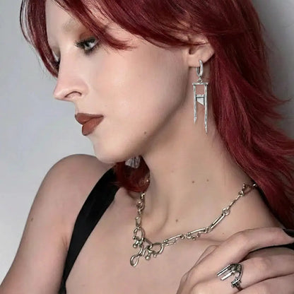 CHIC GUILLOTINE EARRINGS (925 SILVER)
