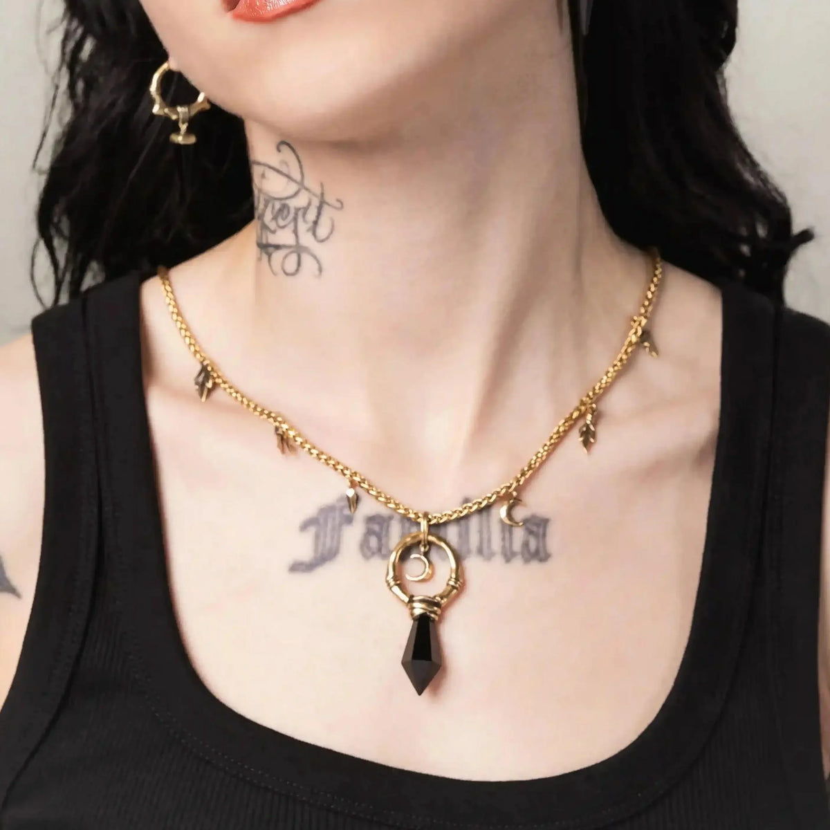 CRESCENT WARD NECKLACE (SILVER-TURQUOISE)
