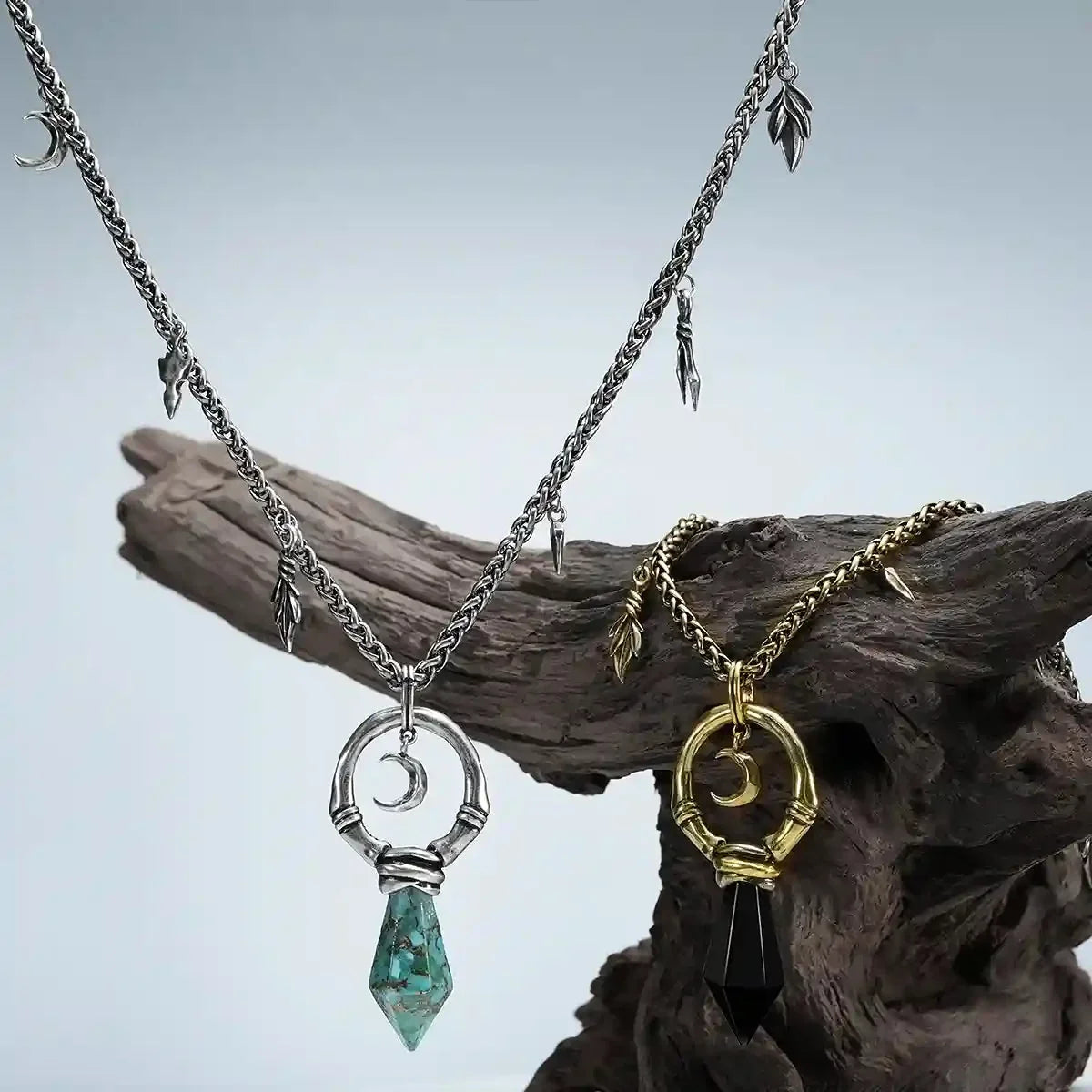 CRESCENT WARD NECKLACE (SILVER-TURQUOISE)