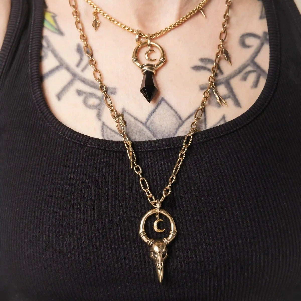 CROW WARD NECKLACE (GOLD)