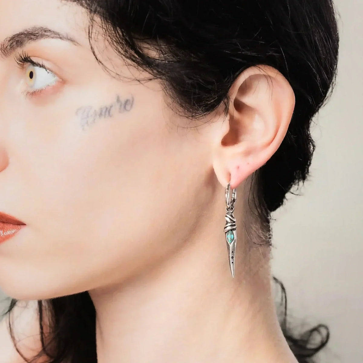 EYE DAGGER EARRINGS (SILVER-TURQUOISE)