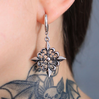 FLEUR-DE-LIS ELEGANCE EARRINGS (925 SILVER)