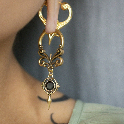 GOTHIC CREST EARRINGS