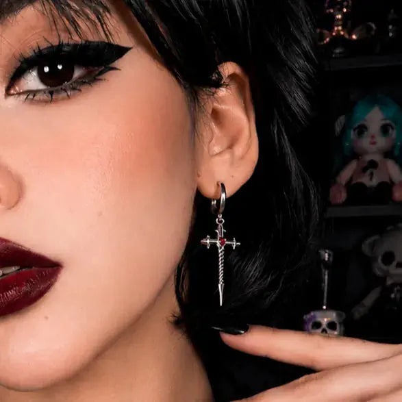 LONGINUS GODPIERCER EARRINGS (925 SILVER)