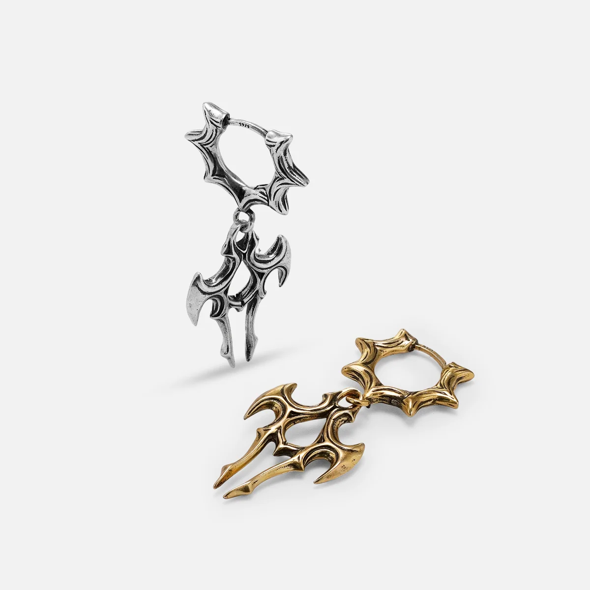 LONGINUS JUDGMENT TALON EARRINGS