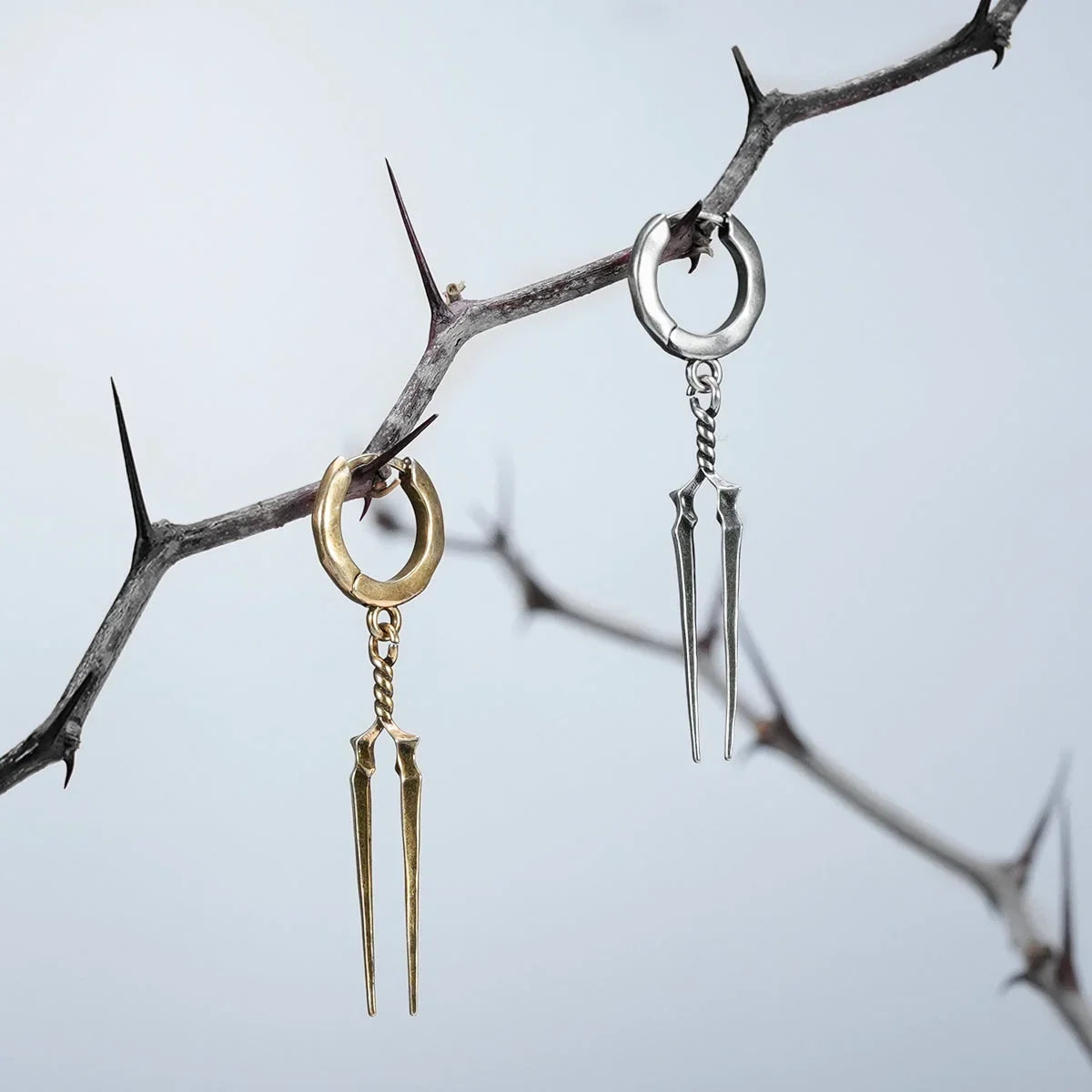 LONGINUS TWIN SPEAR EARRINGS