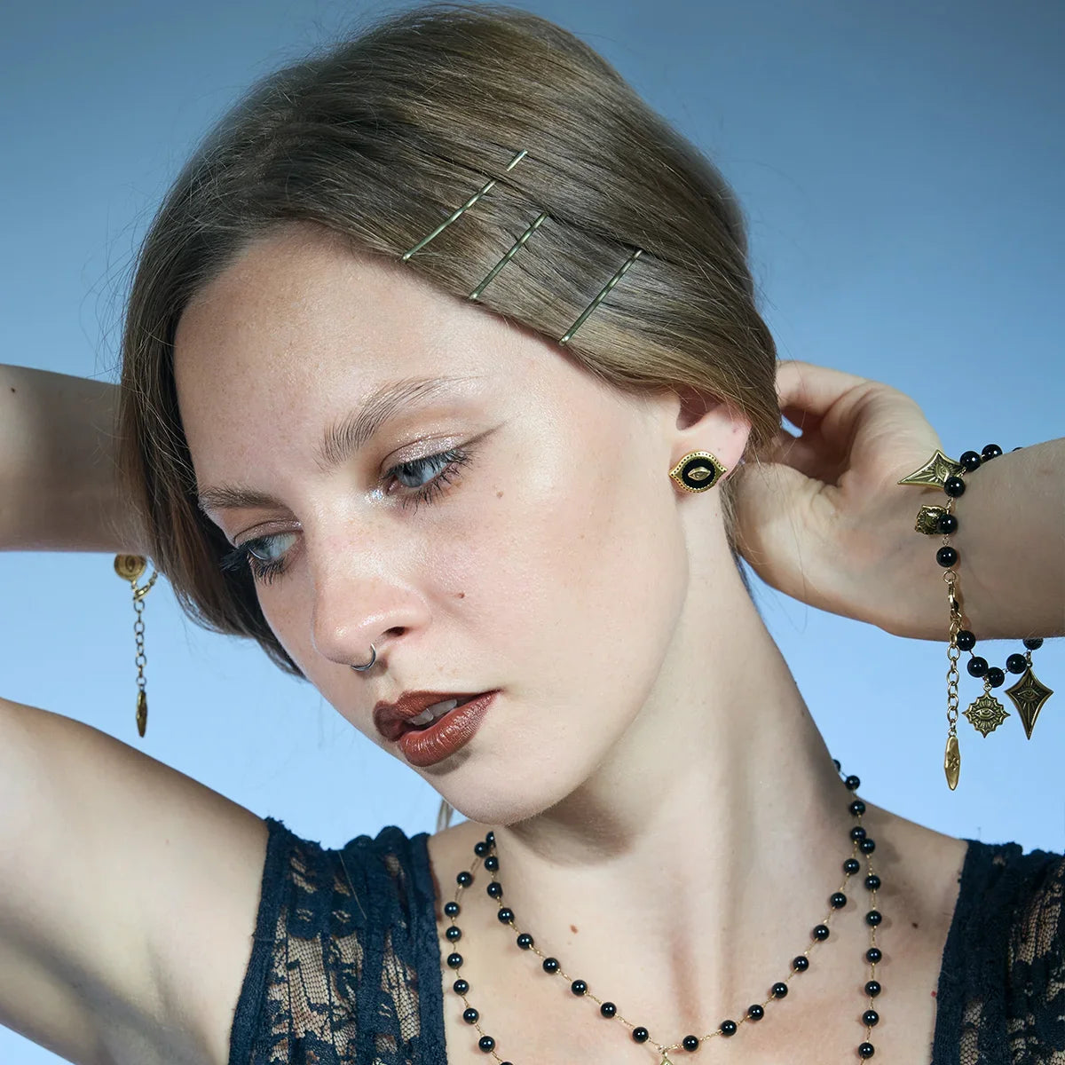 MIRROR WITNESS STUD EARRINGS