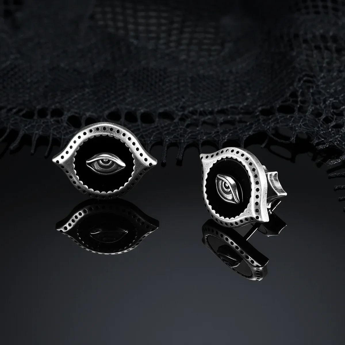 MIRROR WITNESS STUD EARRINGS
