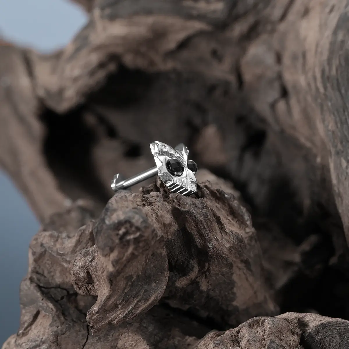 OWL SKULL FLATBACK STUD