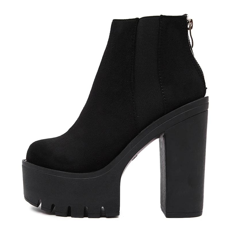 The Chelsea Platforms Boots