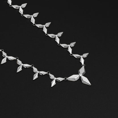 PUNK PETAL NECKLACE