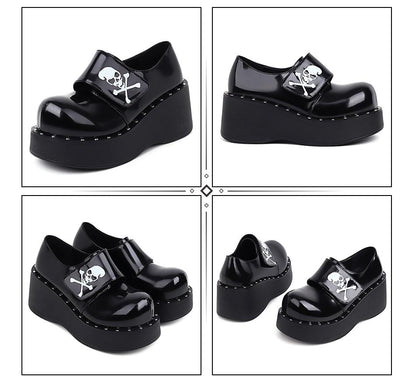 Skull lace boots