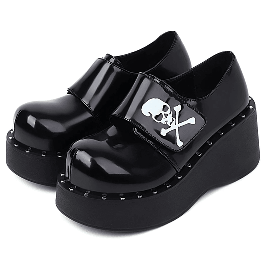 Skull lace boots