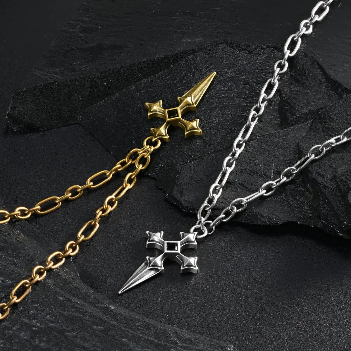 VESPER BLADE NECKLACE