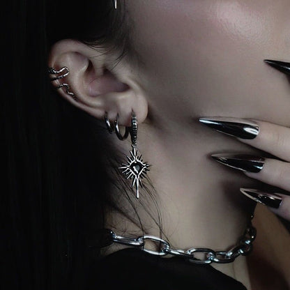 WINGED HEARTBURST EARRINGS (925 SILVER)