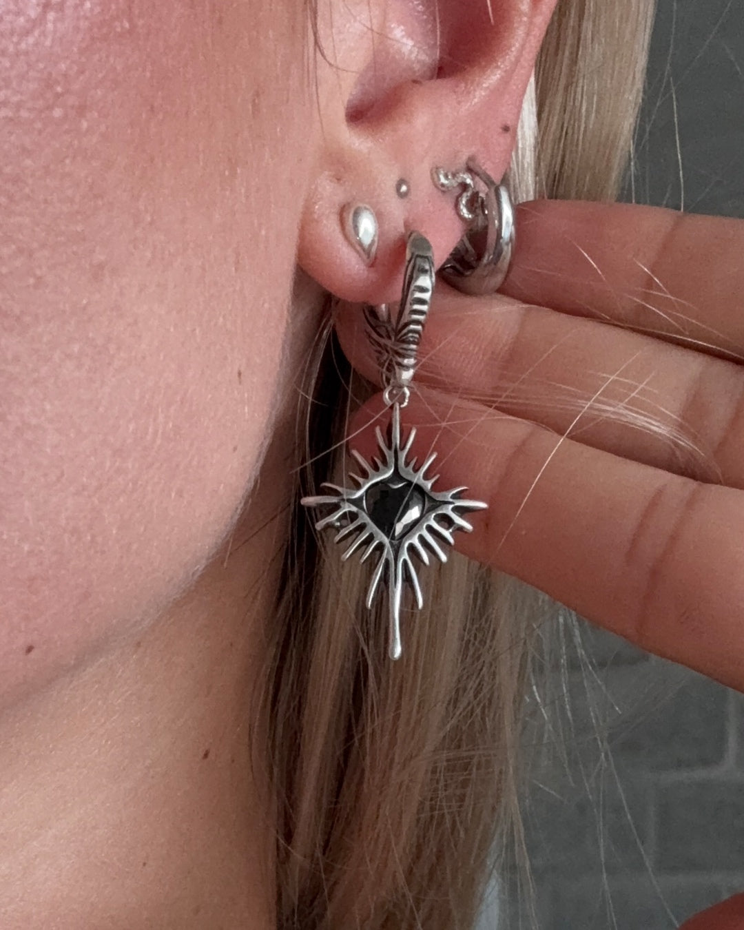 WINGED HEARTBURST EARRINGS