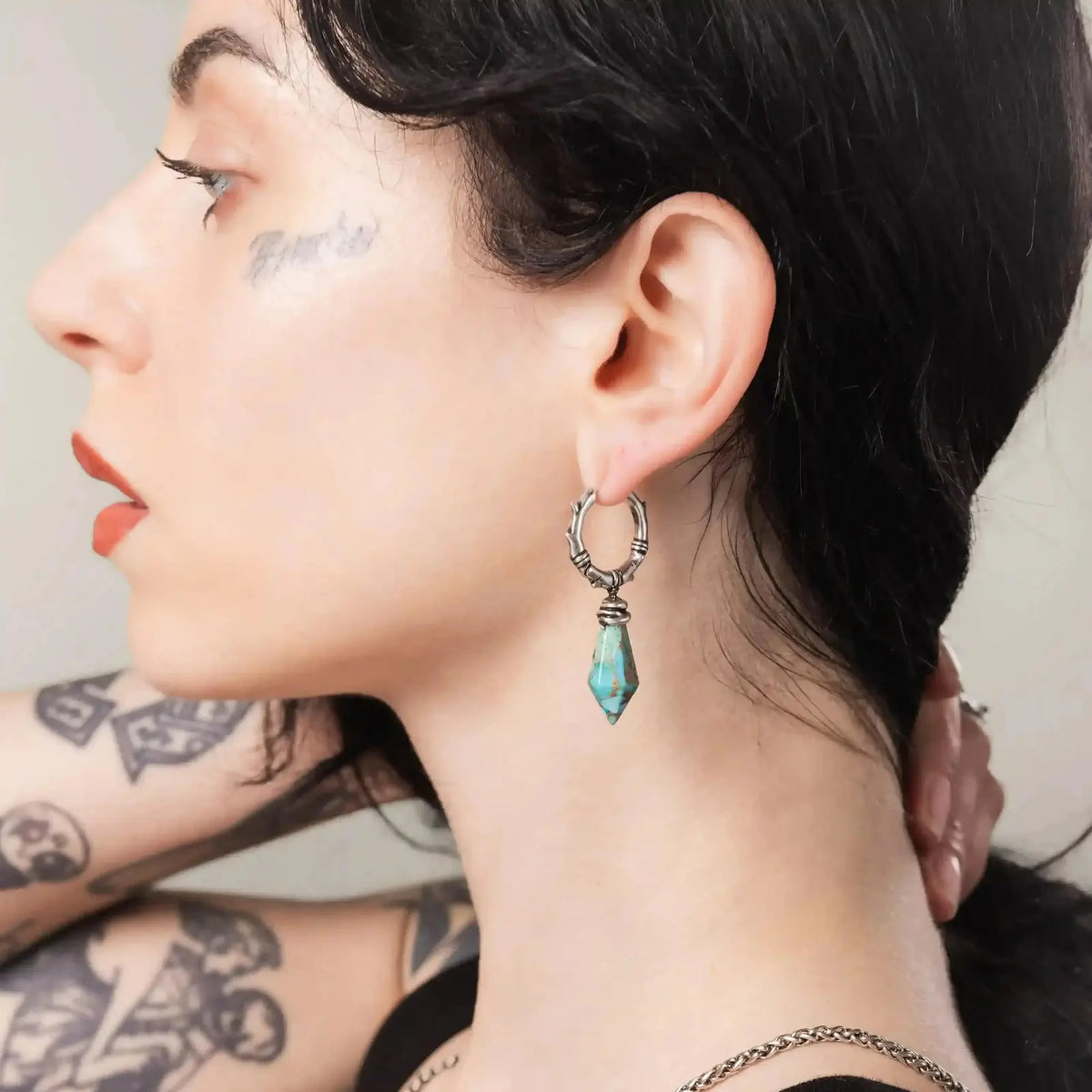 WRAPPED RELIC EARRINGS (925 SILVER)
